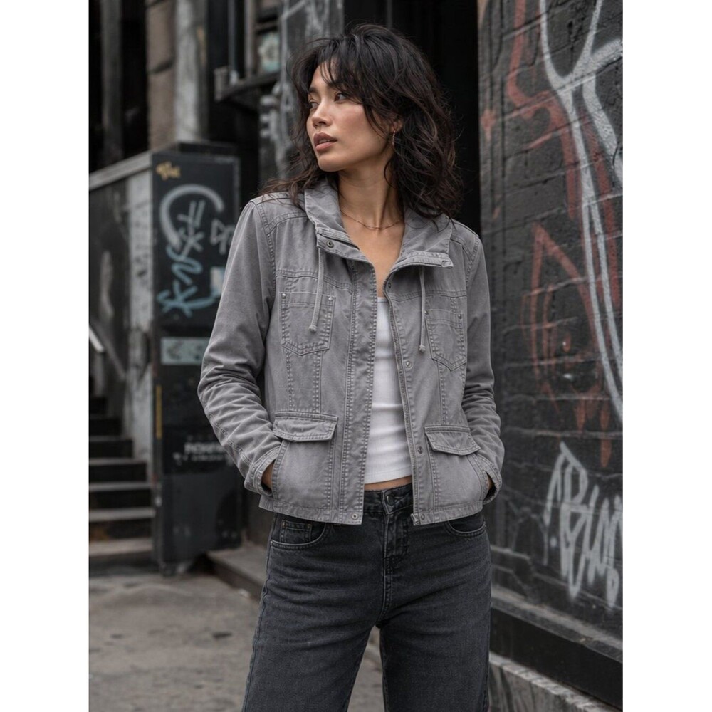 Garage Light Gray Utility Jacket – EUC Streetwear Layering Piece